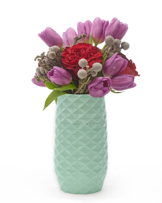 The Amaranth Vase in Teal - 7.5"