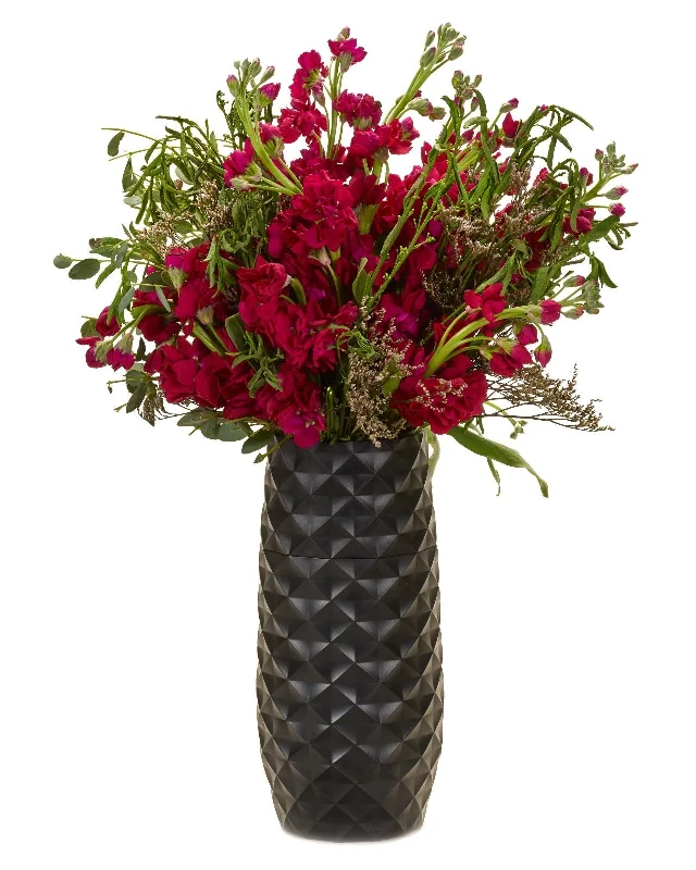 The Amaranth Vase in Black - 10"