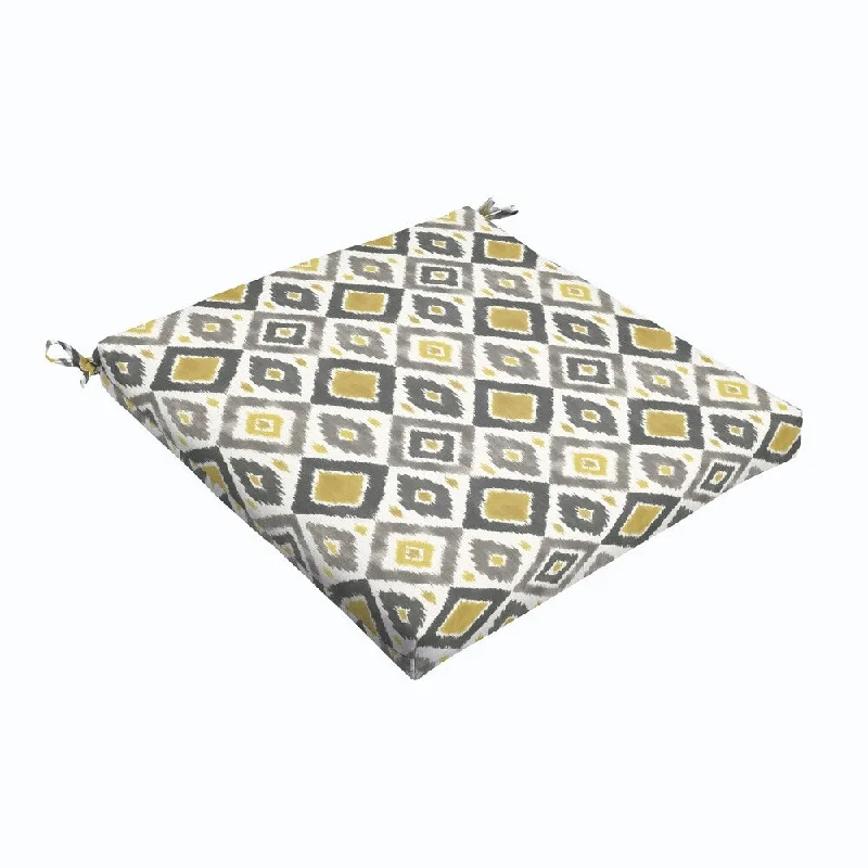 Grey/ Gold Diamonds 20 x 2.5-inch Chair Cushion - Bristol