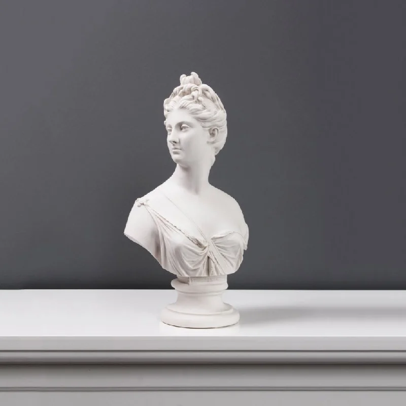 Diana Bust Sculpture - Goddess of Hunting